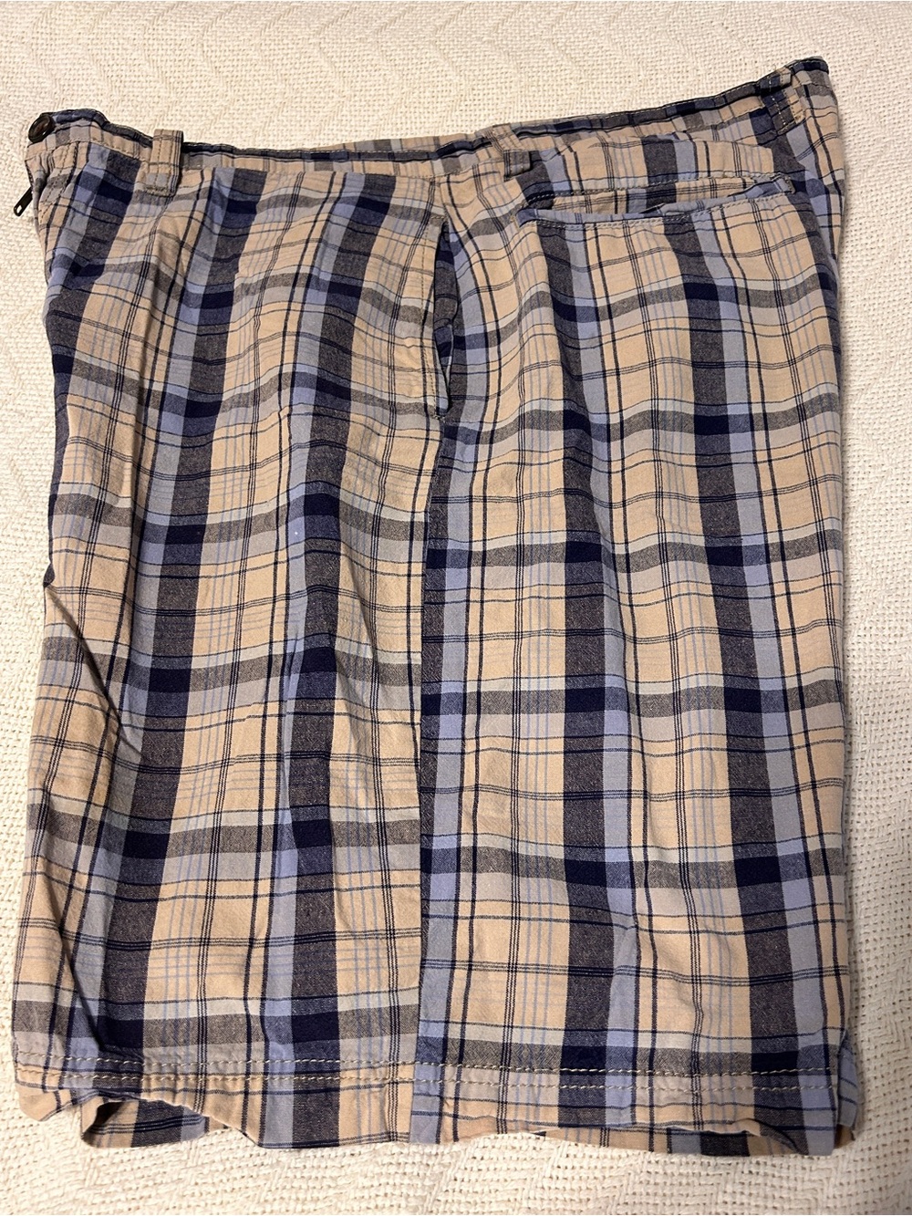 Men's Plaid Cotton-Blend Shorts in Beige and Navy